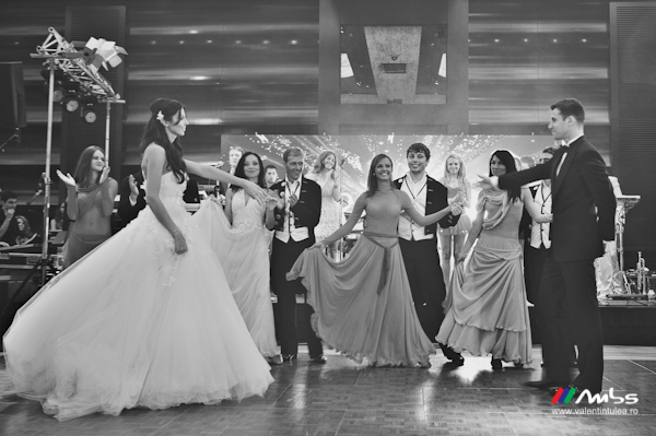 a&v_married_0727c32