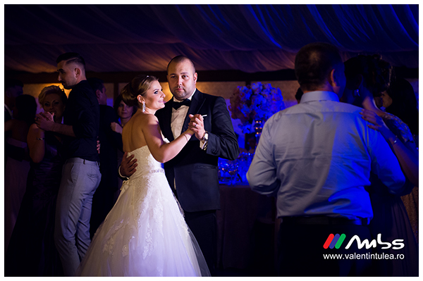 Miruna&Marius- fotograf nunta073